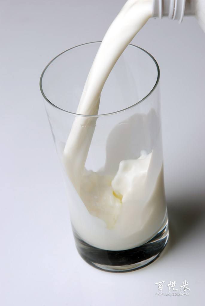 烘焙店師傅教你正確使用牛奶,奶粉做蛋糕面包,你的配方對(duì)了嗎?